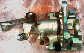 Супорт задній лівий Brilliance M1, M2 3018615-BRILLIANCE-3018615-3