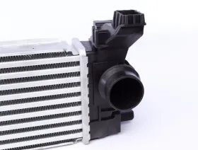 CHLODNICA INTERCOOLER-NRF-309383-4