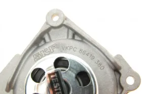 Водяной насос + комплект зубчатого ремня-SKF-VKMC061343-20