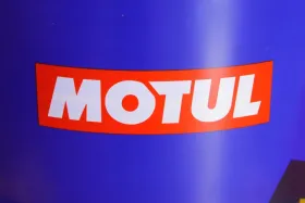 Олива 814061/8100 X-clean EFE 5W30 LM 100Y 60L/111984-MOTUL-814061LM100Y-5