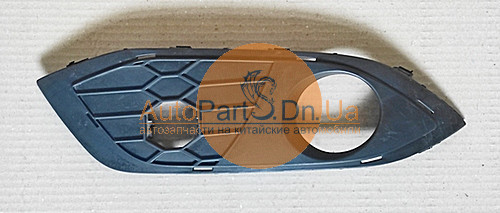 Накладка правой противотуманной фары-AFTERMARKET-3398607